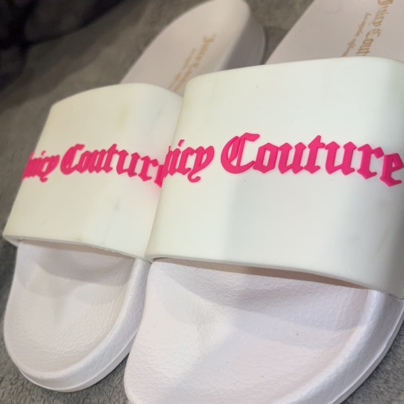 JUICY COUTURE slides - Picture 2 of 5